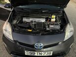 Toyota Prius-14