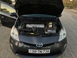 Toyota Prius-19