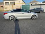 Hyundai Sonata-4