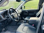 Toyota Land Cruiser-10