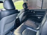 Toyota Land Cruiser-12