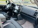 Toyota Land Cruiser-13