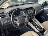 Mitsubishi Montero Sport-9