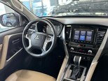 Mitsubishi Montero Sport-12
