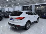 Hyundai Santa Fe-5