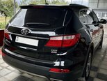 Hyundai Grand Santa Fe-2