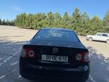 Volkswagen Jetta-4
