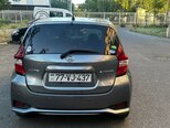 Nissan Note-2