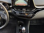 Toyota C-HR-12