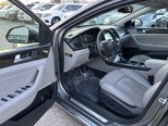 Hyundai Sonata-12