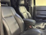 Hummer H3-12