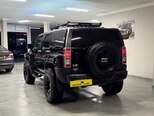Hummer H3-9