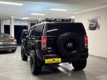 Hummer H3-8