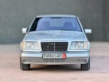 Mercedes E 220-1