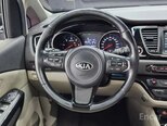 Kia Carnival-10