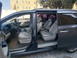 Kia Carnival-21