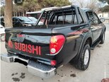 Mitsubishi L200-10