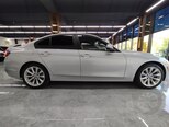 BMW 320-4