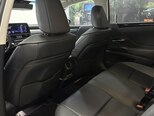Lexus ES 300h-23
