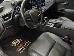 Lexus ES 300h-26