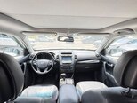 Kia Sorento-12