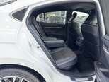 Toyota Camry-13