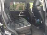 Toyota Land Cruiser-12
