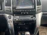 Toyota Land Cruiser-16