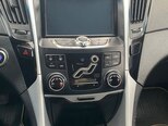 Hyundai Sonata-11