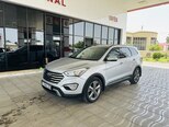 Hyundai Grand Santa Fe-1