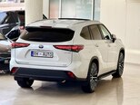 Toyota Highlander-6
