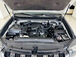 Toyota Land Cruiser Prado-5