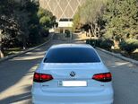 Volkswagen Jetta-5