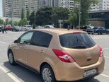Nissan Tiida-7