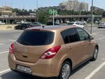 Nissan Tiida-6