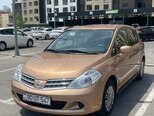 Nissan Tiida-4