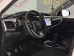 Toyota Hilux-11