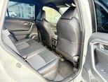 Toyota RAV4-15