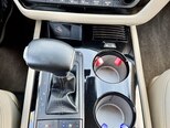 Kia Carnival-8