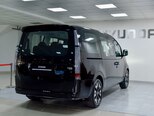 Hyundai Staria-5