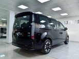 Hyundai Staria-10