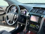 Toyota Camry-6