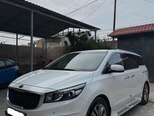 Kia Carnival-1