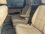 Kia Carnival-11