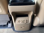 Kia Carnival-14