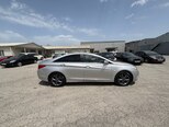Hyundai Sonata-12