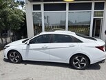Hyundai Elantra-20