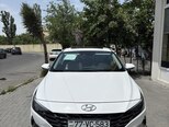 Hyundai Elantra-1