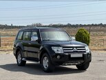 Mitsubishi Pajero-2