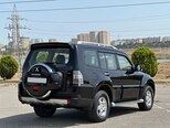 Mitsubishi Pajero-8